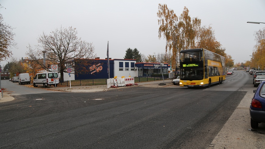 BUS 181 auf dem Kamenzer Damm