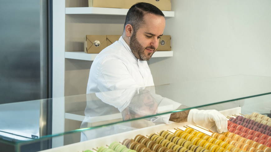 LOTI PANTÓN - Der Berliner Macaron Meister — Foto: © Yoni Nimrod