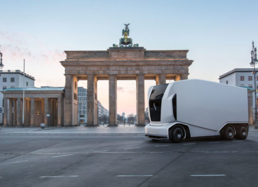 Einride Pod vor dem Brandenburger Tor